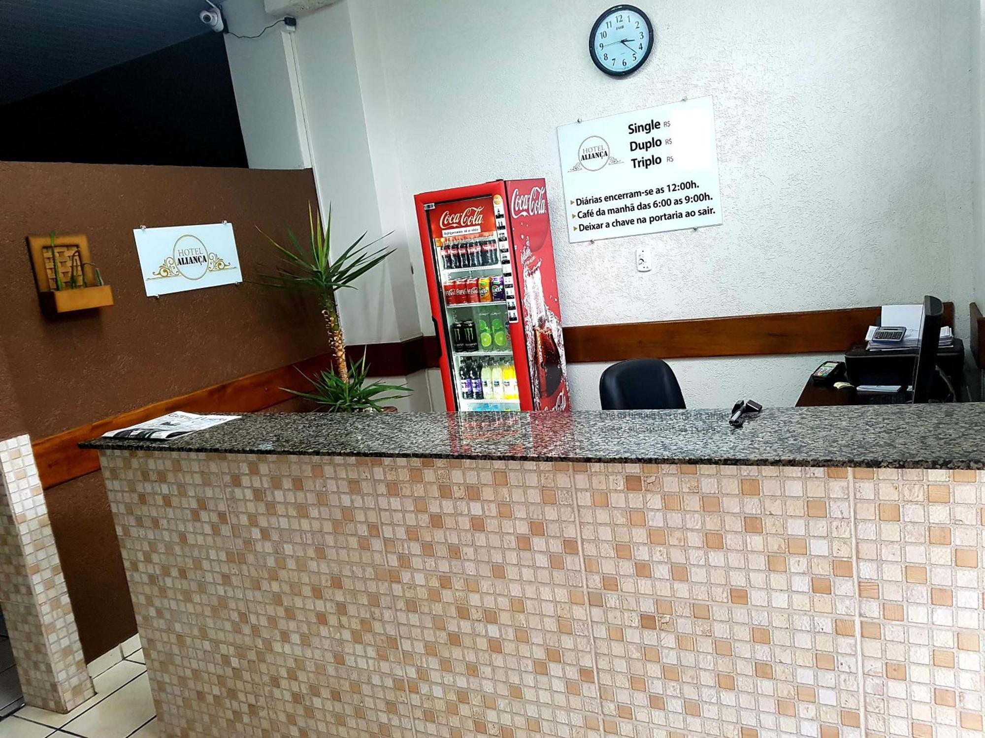 לימריה Hotel Alianca מראה חיצוני תמונה